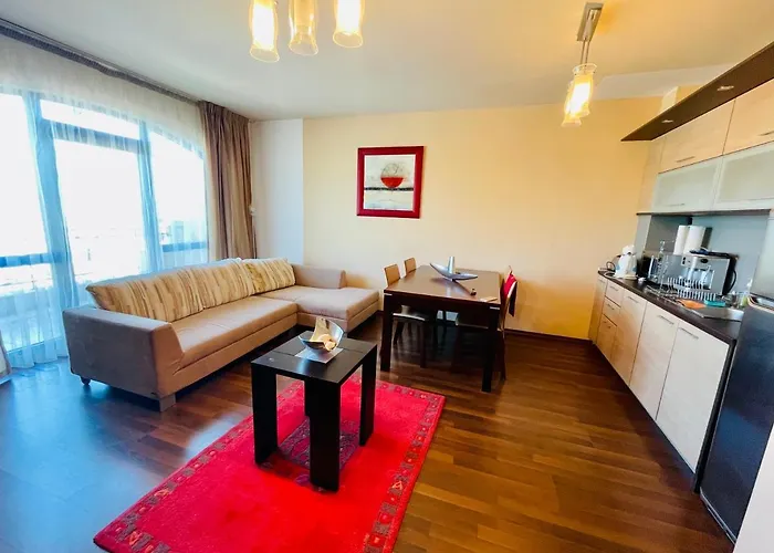 Luxury Whit Sea View At Sunny 아파트 *